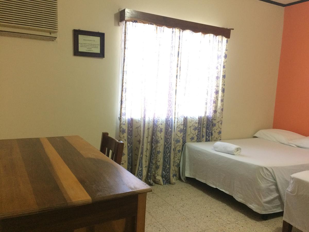 Hotel Casa Marina Ла-Сейба Екстер'єр фото